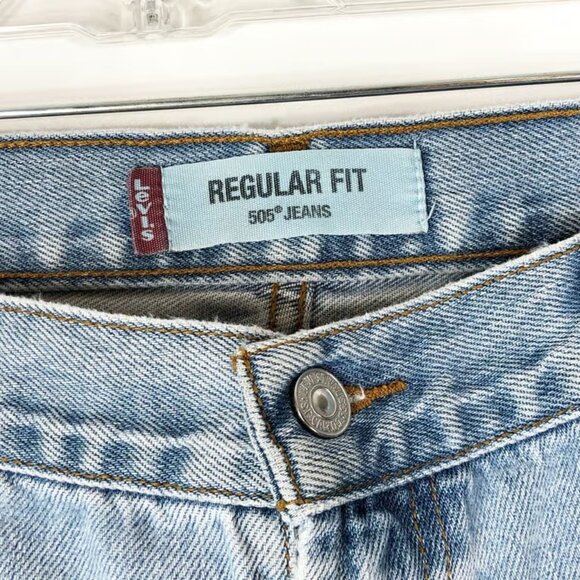 Levis 505 Jeans Size 40x30 Light Blue Denim Straight Leg Mens Pockets - Picture 3 of 3